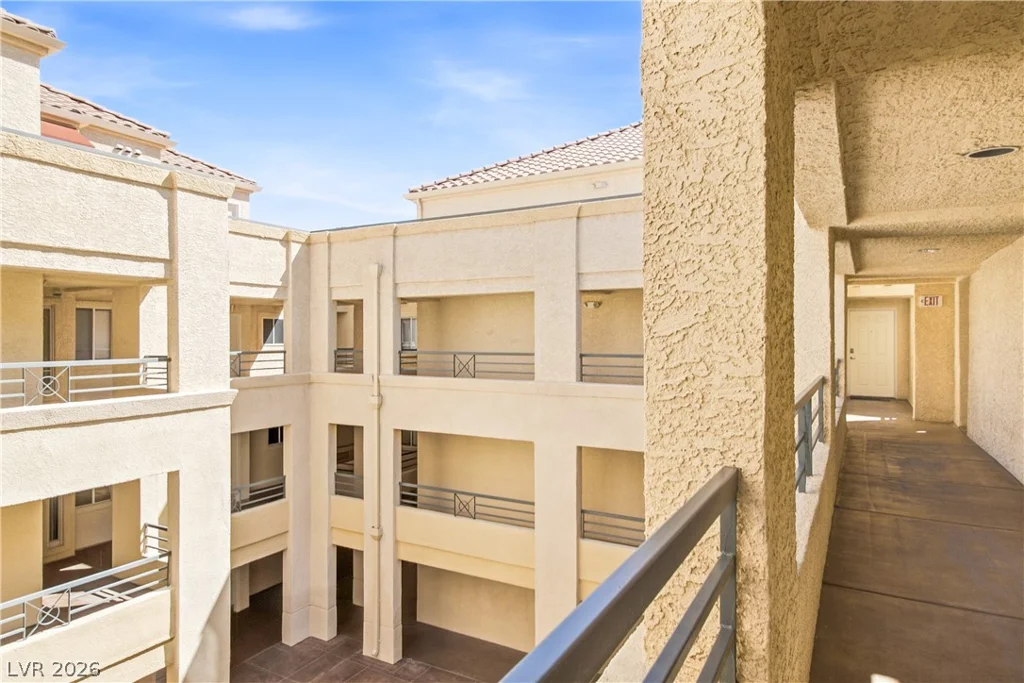 210 Flamingo, Las Vegas, NV 89169