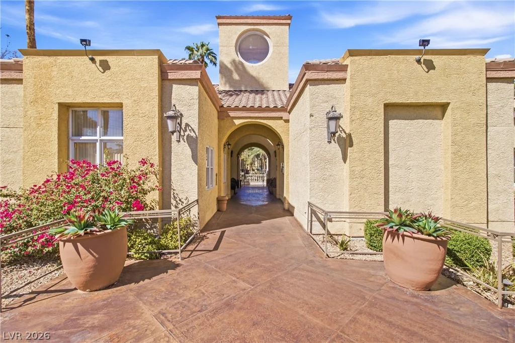210 Flamingo, Las Vegas, NV 89169
