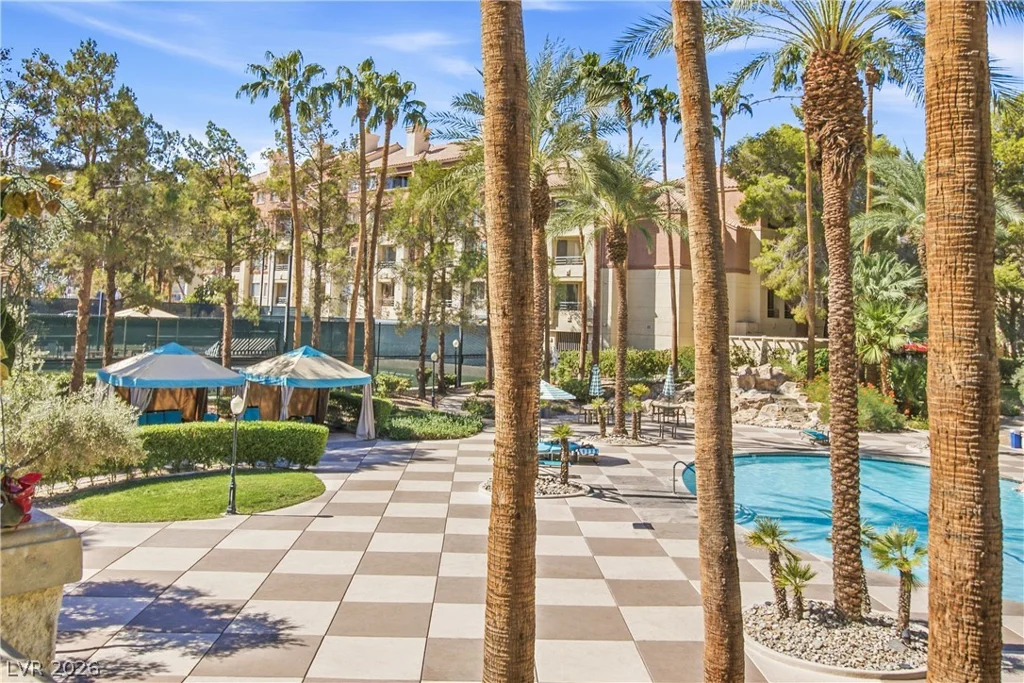 210 Flamingo, Las Vegas, NV 89169