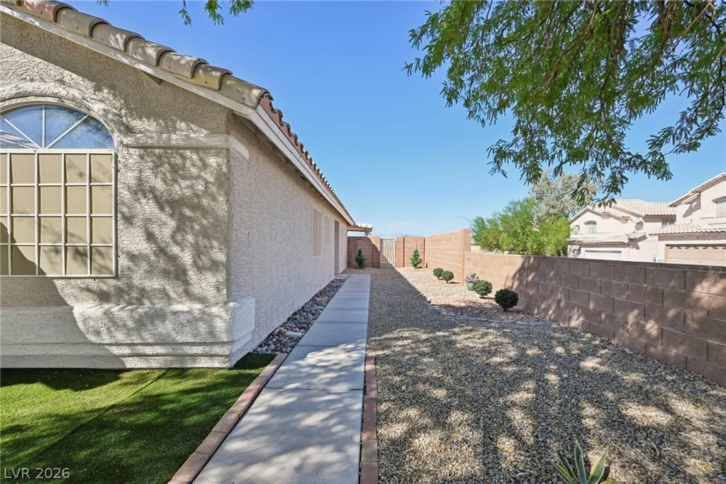 2985 Mount Hope, Las Vegas, NV 89156