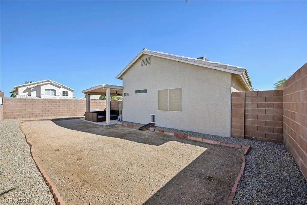 2985 Mount Hope, Las Vegas, NV 89156