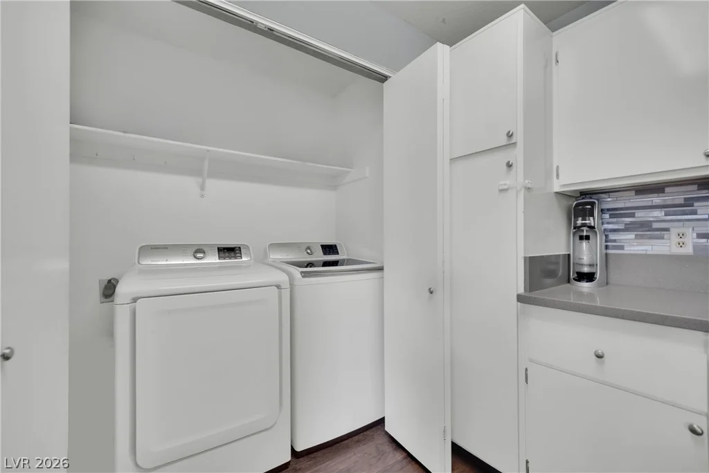 3150 Soft Breezes, Las Vegas, NV 89128