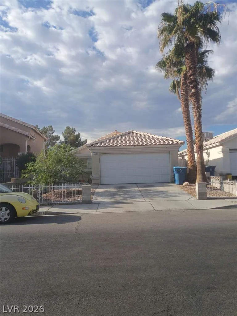 5225 Silverheart, Las Vegas, NV 89142