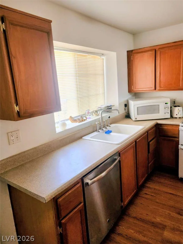 5225 Silverheart, Las Vegas, NV 89142
