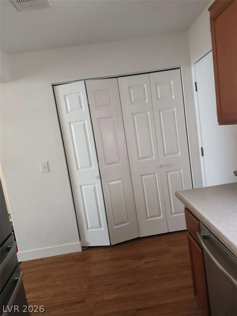 5225 Silverheart, Las Vegas, NV 89142