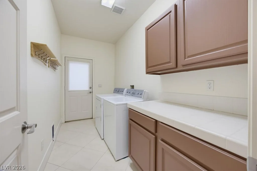 2204 Flowering Cactus, Henderson, NV 89052