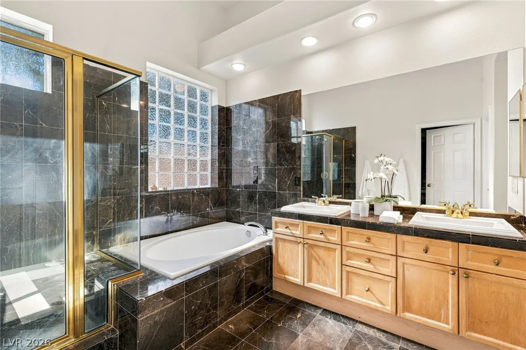1009 Sir James Bridge, Las Vegas, NV 89145