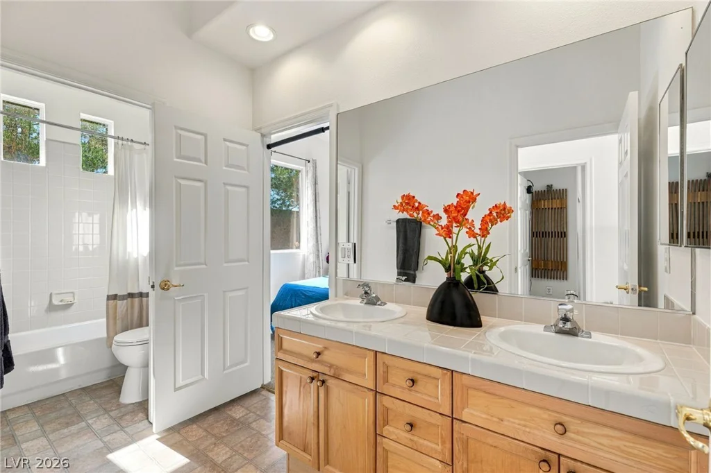 1009 Sir James Bridge, Las Vegas, NV 89145