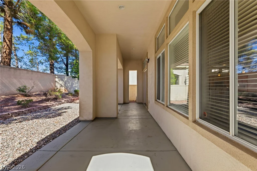 1009 Sir James Bridge, Las Vegas, NV 89145