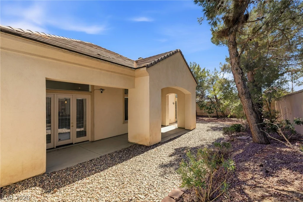 1009 Sir James Bridge, Las Vegas, NV 89145