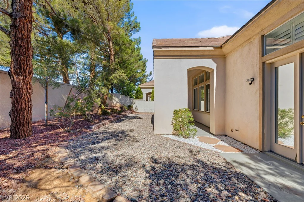 1009 Sir James Bridge, Las Vegas, NV 89145