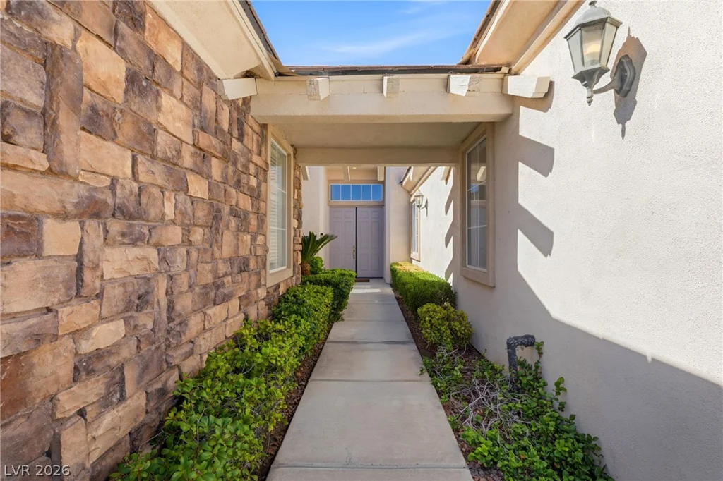 1009 Sir James Bridge, Las Vegas, NV 89145
