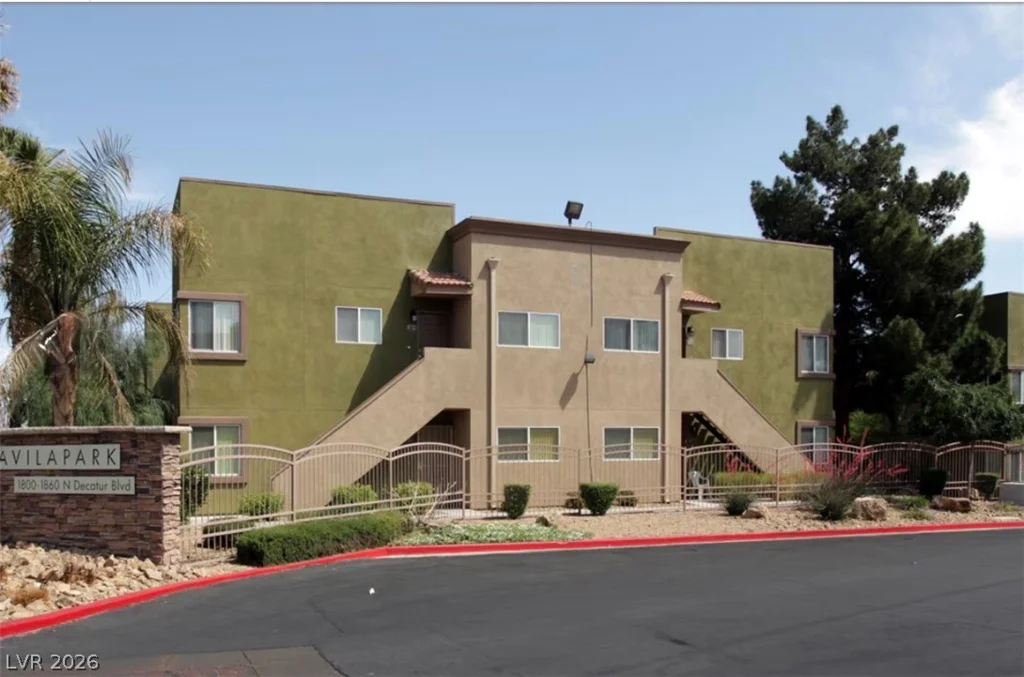 1804 Decatur, Las Vegas, NV 89108