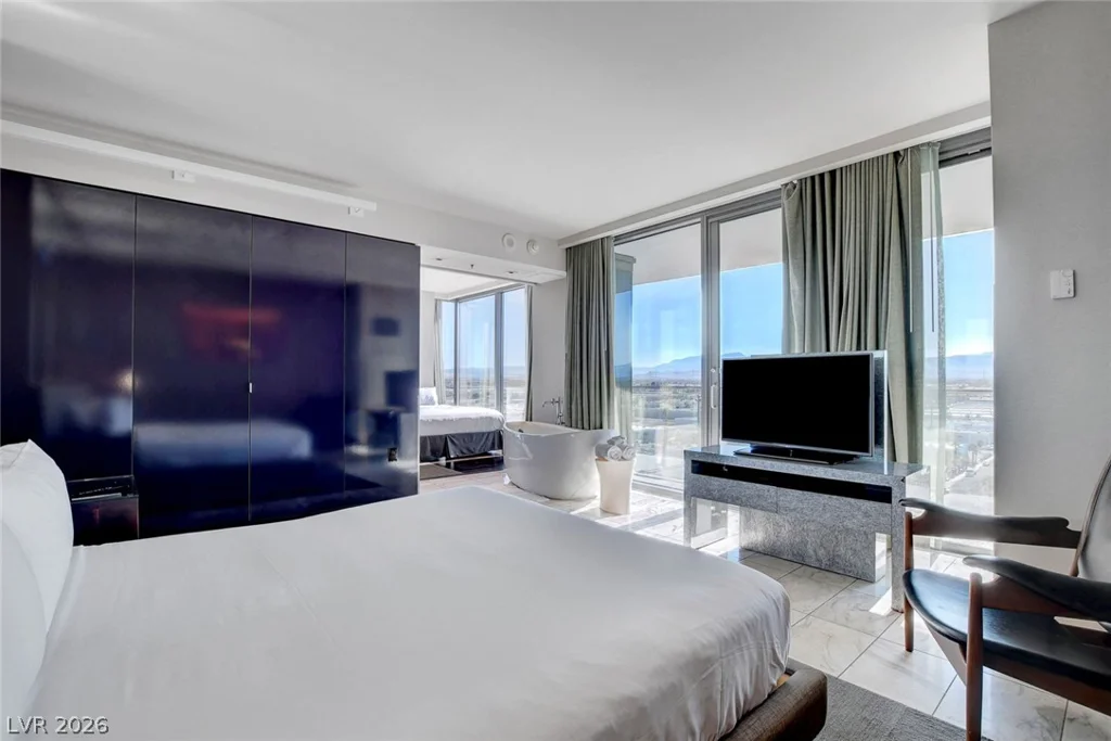 4381 Flamingo, Las Vegas, NV 89103