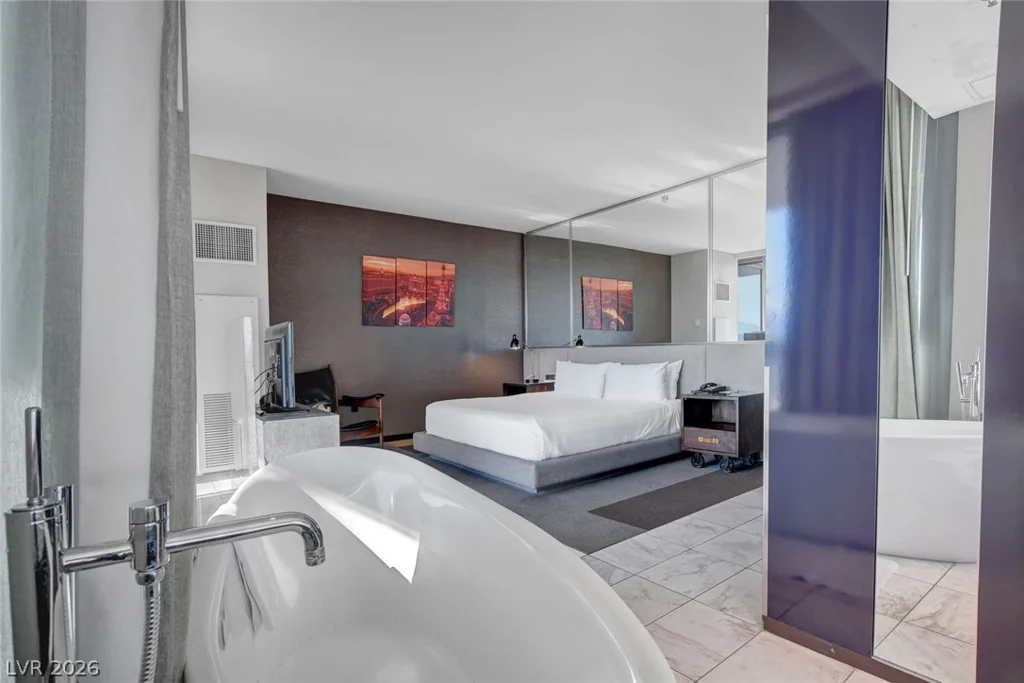 4381 Flamingo, Las Vegas, NV 89103