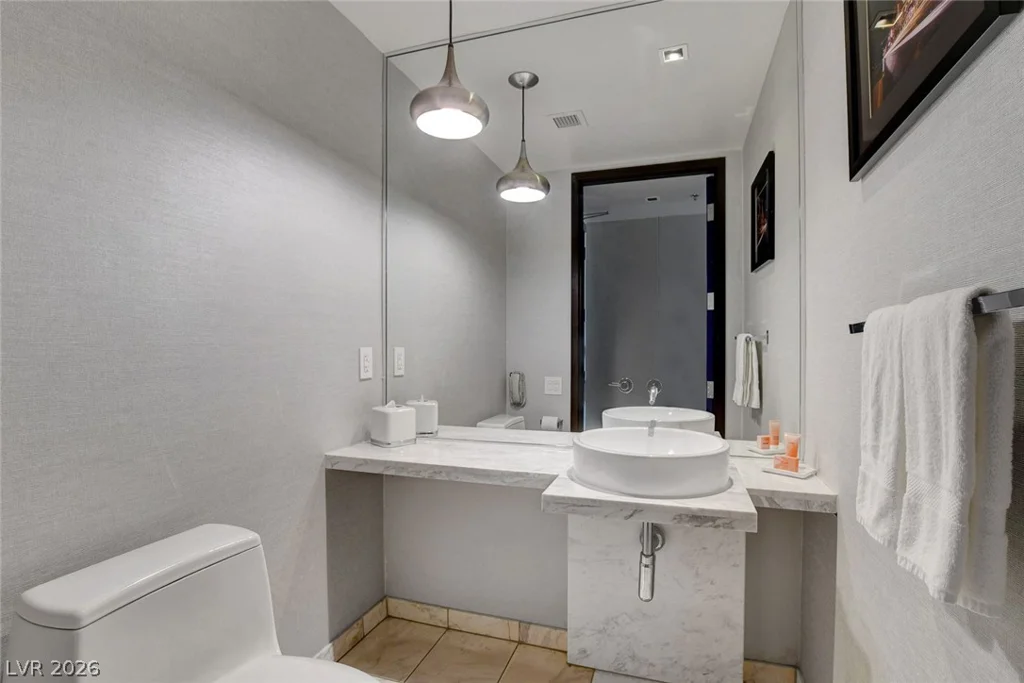 4381 Flamingo, Las Vegas, NV 89103