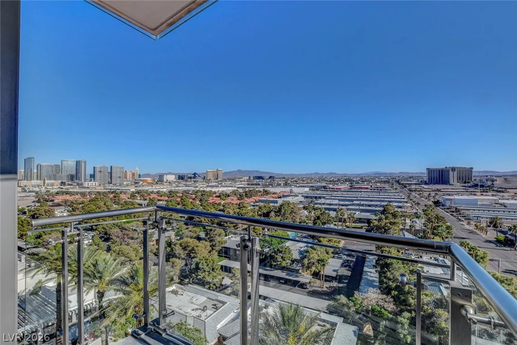 4381 Flamingo, Las Vegas, NV 89103