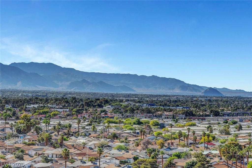 4381 Flamingo, Las Vegas, NV 89103