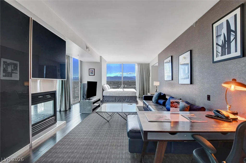 4381 Flamingo, Las Vegas, NV 89103