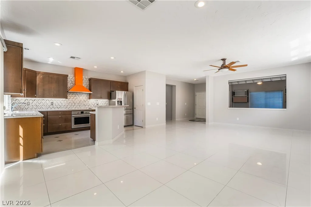 1363 Yeager, Las Vegas, NV 89123
