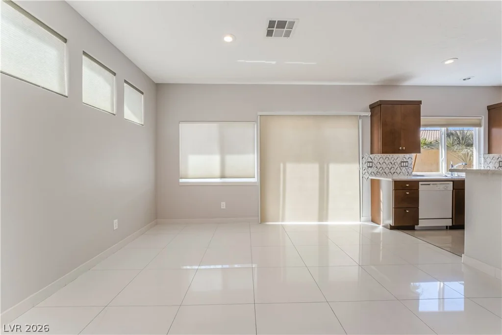 1363 Yeager, Las Vegas, NV 89123