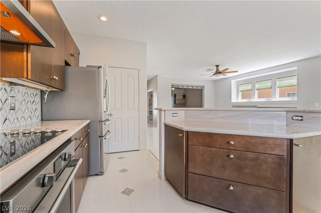 1363 Yeager, Las Vegas, NV 89123