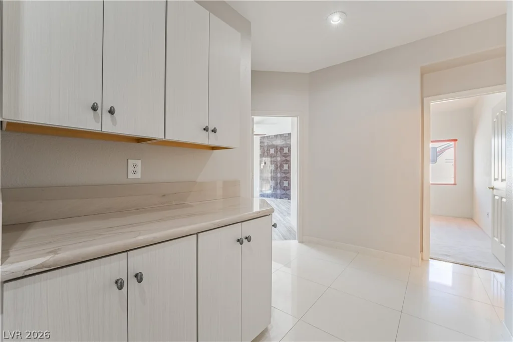 1363 Yeager, Las Vegas, NV 89123