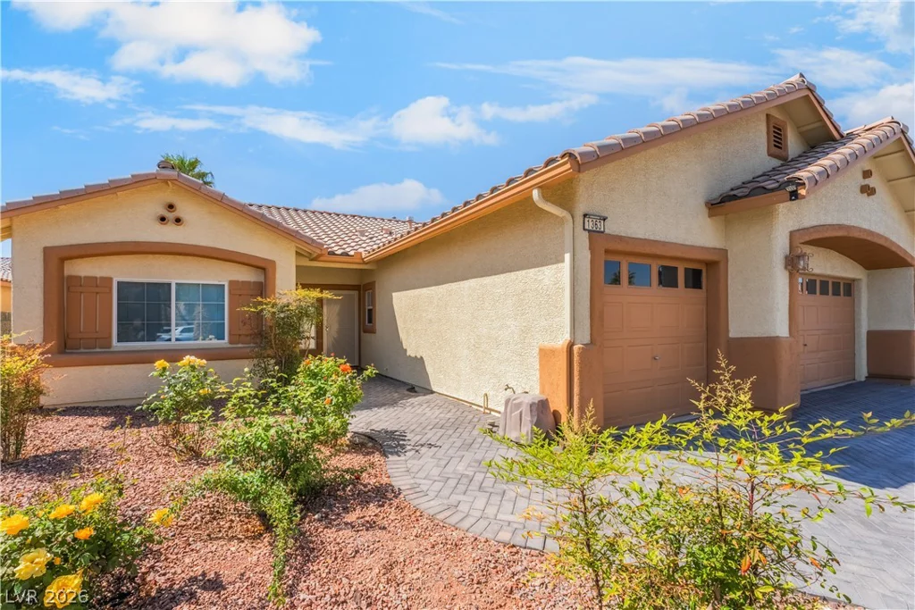 1363 Yeager, Las Vegas, NV 89123
