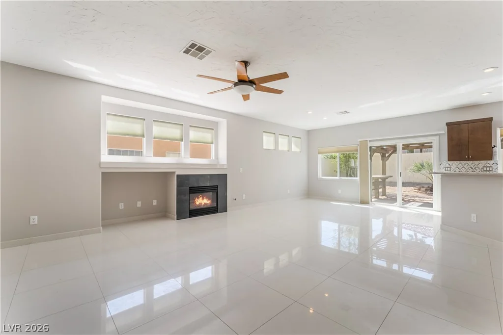 1363 Yeager, Las Vegas, NV 89123