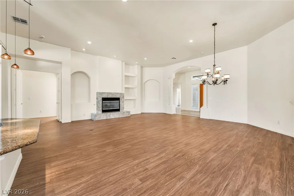 308 Cambrian Ridge, Las Vegas, NV 89144