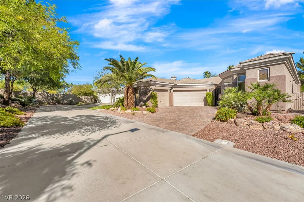 308 Cambrian Ridge, Las Vegas, NV 89144