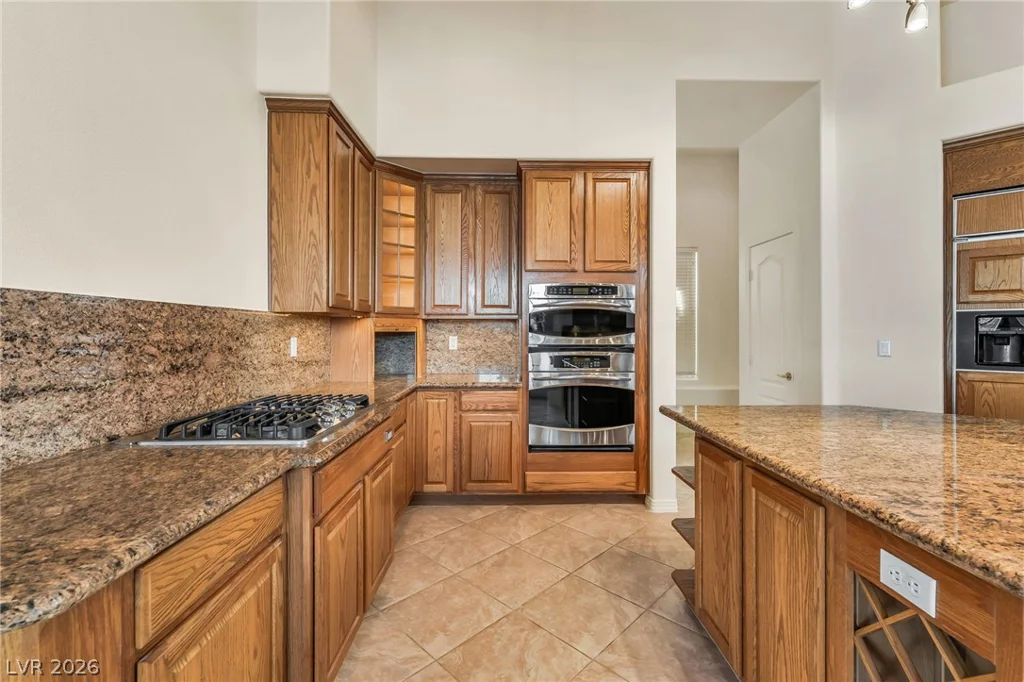 308 Cambrian Ridge, Las Vegas, NV 89144