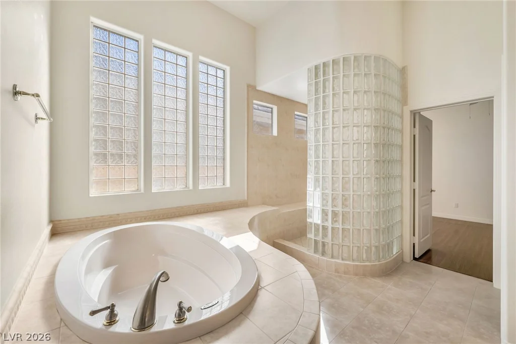 308 Cambrian Ridge, Las Vegas, NV 89144