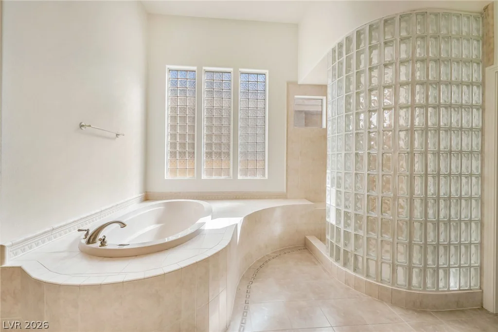 308 Cambrian Ridge, Las Vegas, NV 89144