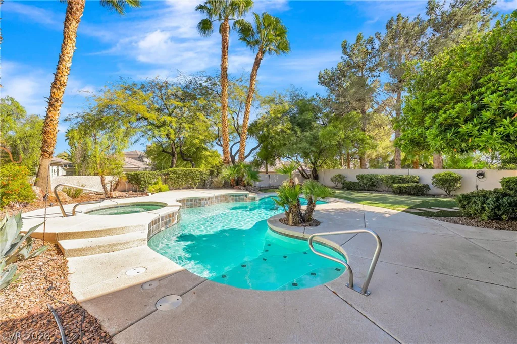308 Cambrian Ridge, Las Vegas, NV 89144
