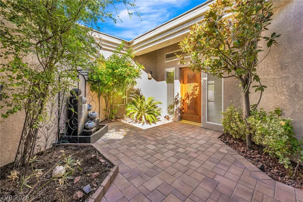 308 Cambrian Ridge, Las Vegas, NV 89144