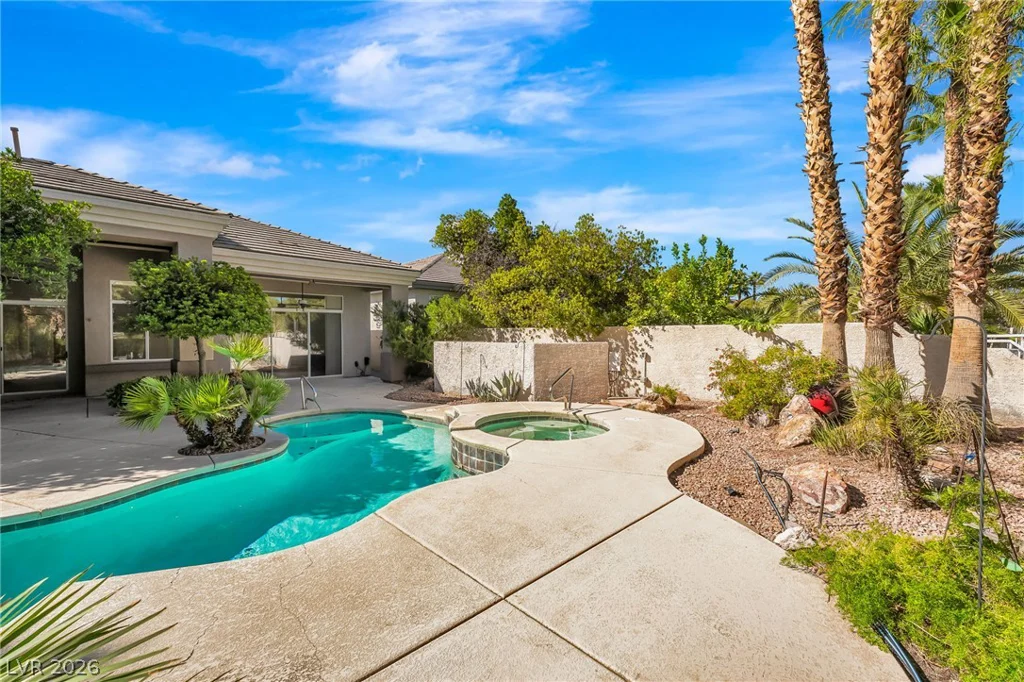 308 Cambrian Ridge, Las Vegas, NV 89144