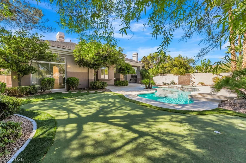 308 Cambrian Ridge, Las Vegas, NV 89144