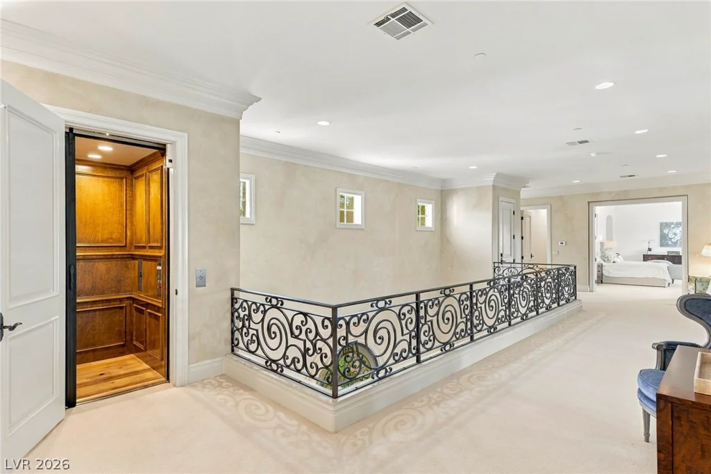 50 Olympia Hills, Las Vegas, NV 89141