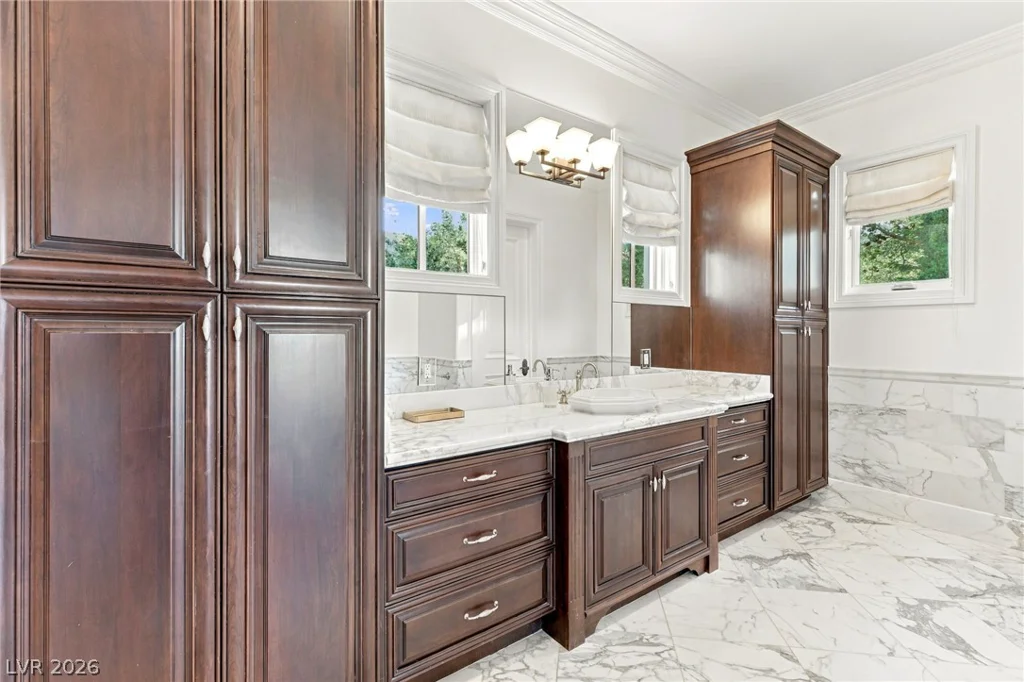 50 Olympia Hills, Las Vegas, NV 89141