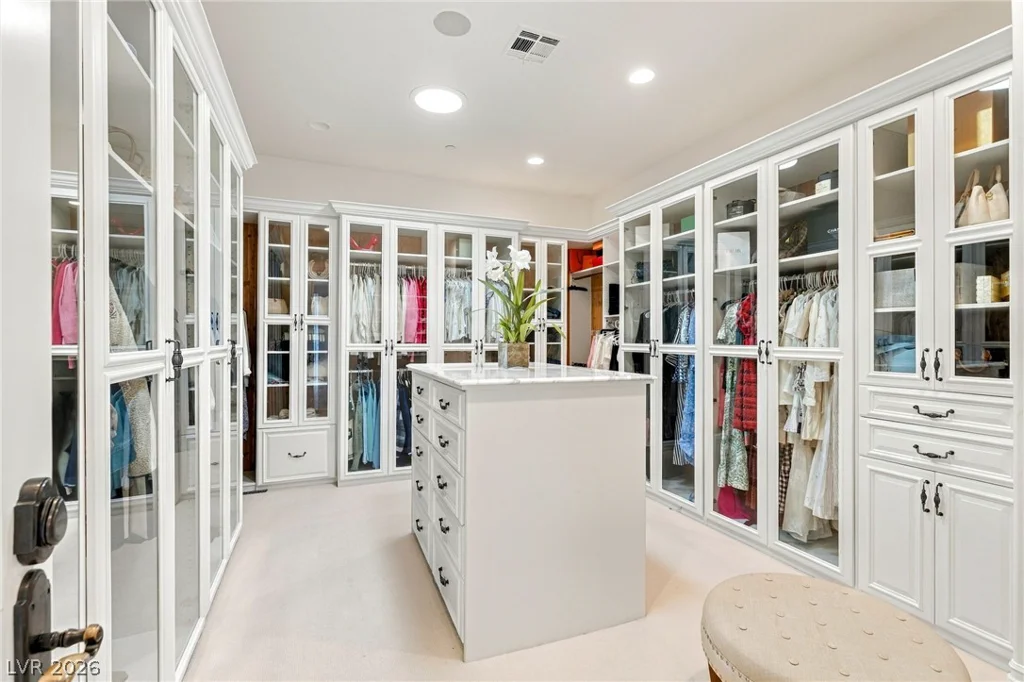 50 Olympia Hills, Las Vegas, NV 89141