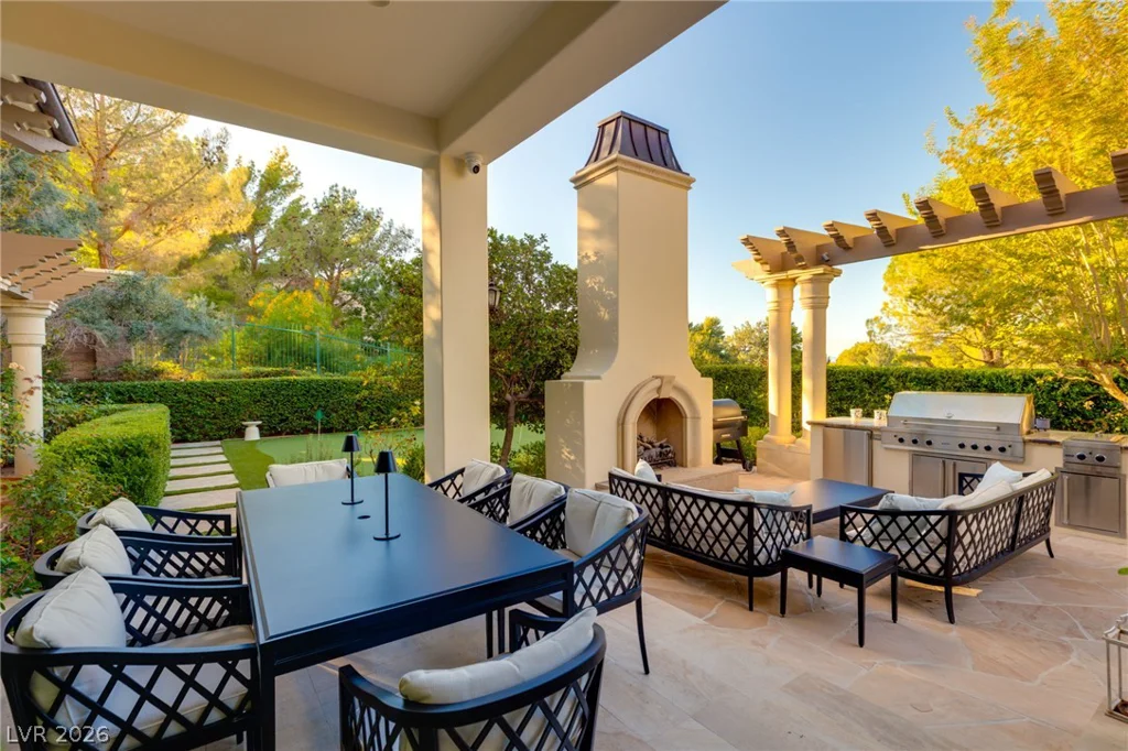 50 Olympia Hills, Las Vegas, NV 89141