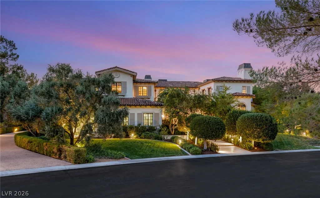 50 Olympia Hills, Las Vegas, NV 89141