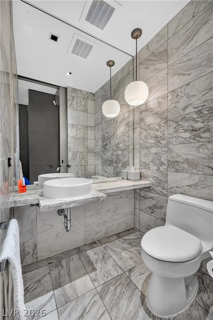 4381 Flamingo, Las Vegas, NV 89103