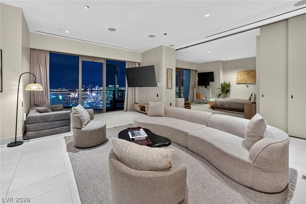 4381 Flamingo, Las Vegas, NV 89103