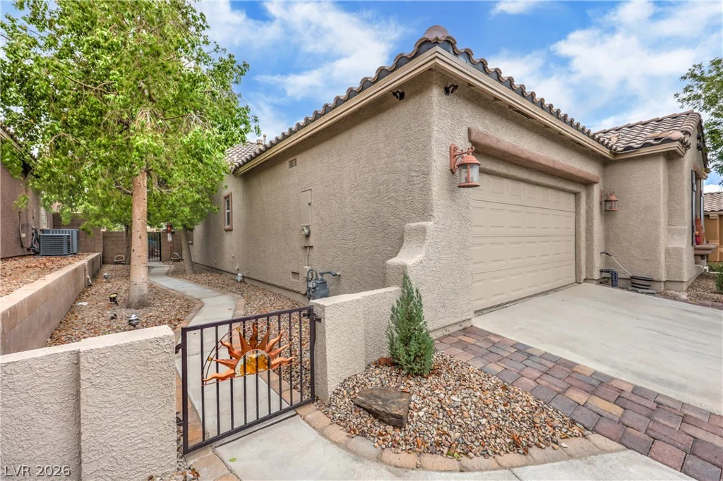 1035 New Creek, Henderson, NV 89015