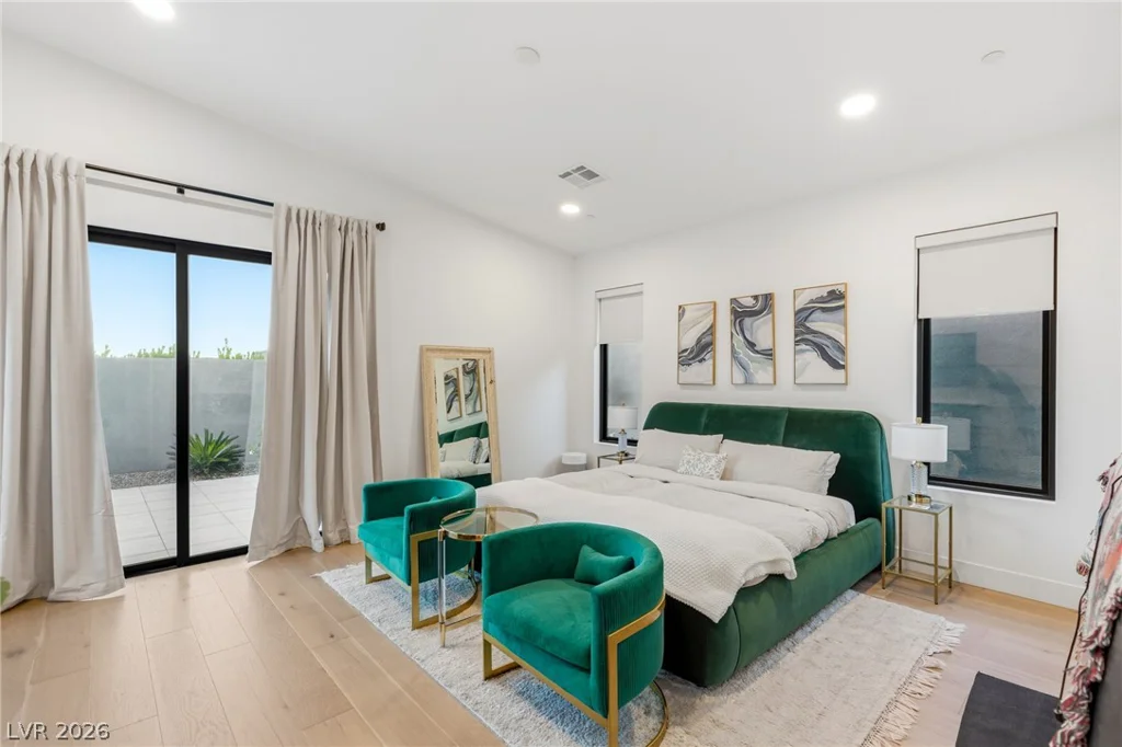412 Cliff Terrace, Las Vegas, NV 89138