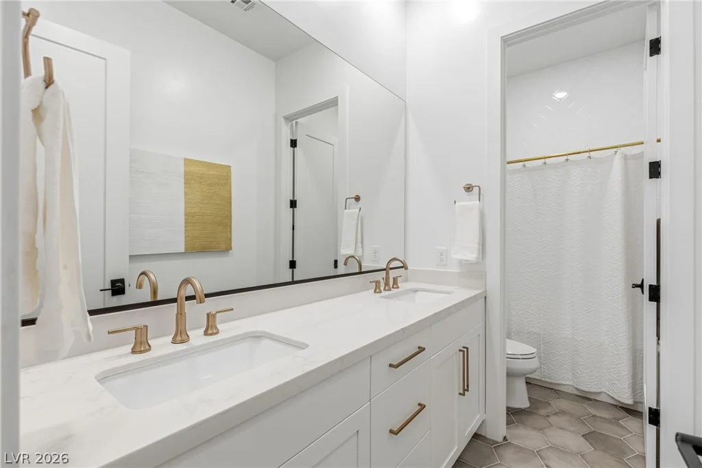 412 Cliff Terrace, Las Vegas, NV 89138
