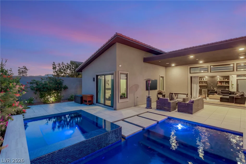 412 Cliff Terrace, Las Vegas, NV 89138