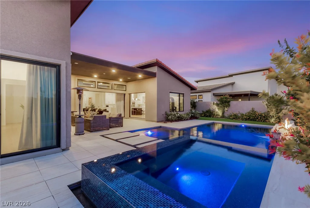 412 Cliff Terrace, Las Vegas, NV 89138